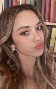 daniela (barnes & nobles ver.)