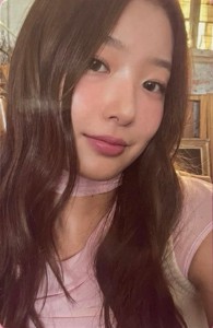 yoonchae (barnes & nobles ver.)
