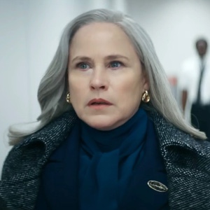 getting fired in a coat ep8