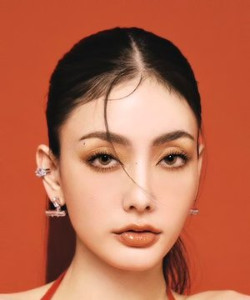 Meena Rina