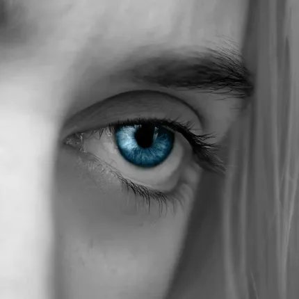 EYES