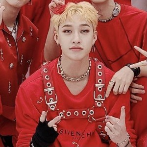 bangchan - blonde w/red tuft