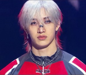 bangchan - ceremony silver/red mullet