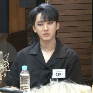 changbin - dark grey/black