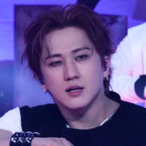 changbin - forehead exposed dark cherry