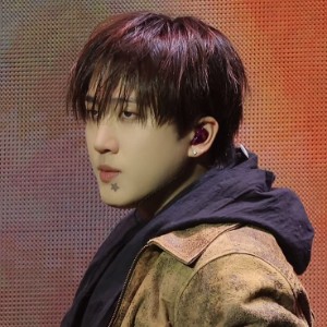 changbin - straight down black
