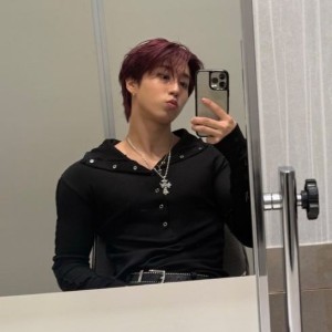 han - short burgundy