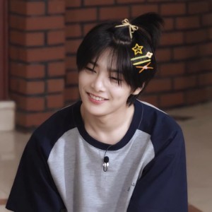 i.n - apple