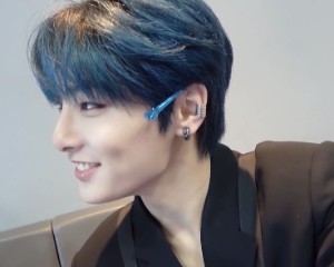 i.n - dark blue