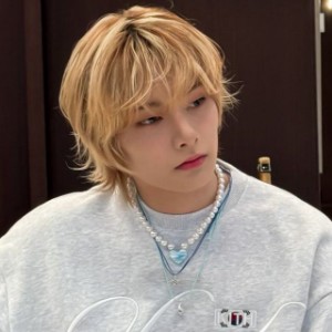 i.n - long fluffy blonde