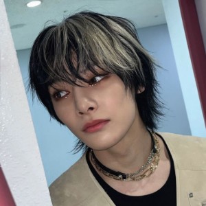 i.n - oreo w/bangs