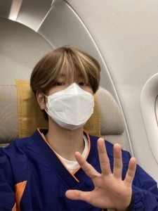 seungmin - light brown/blonde highlight