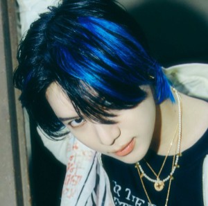 blue highlights