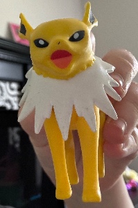 Jolteon figurine