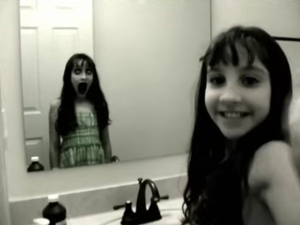 Creepy Grudge Ghost Girl in the Mirror!