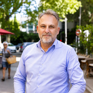 Nicolas Koukas