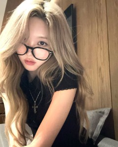 Gaeul (IVE)