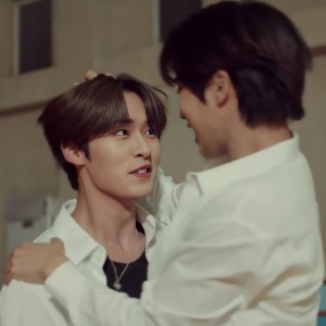 supportive Hannie