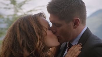 Dean x Amara