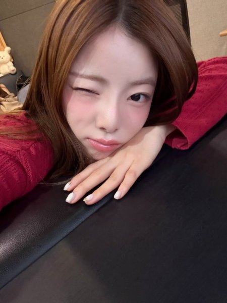 Na Goeun purple kiss