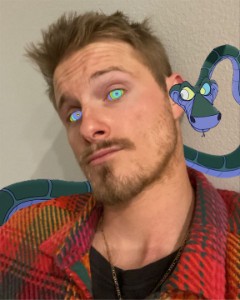 Alexander Ludwig relaxed