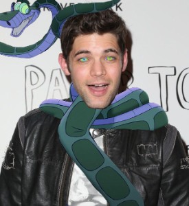 Jeremy Jordan wrapped up