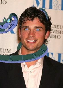 Tom Welling enslaved