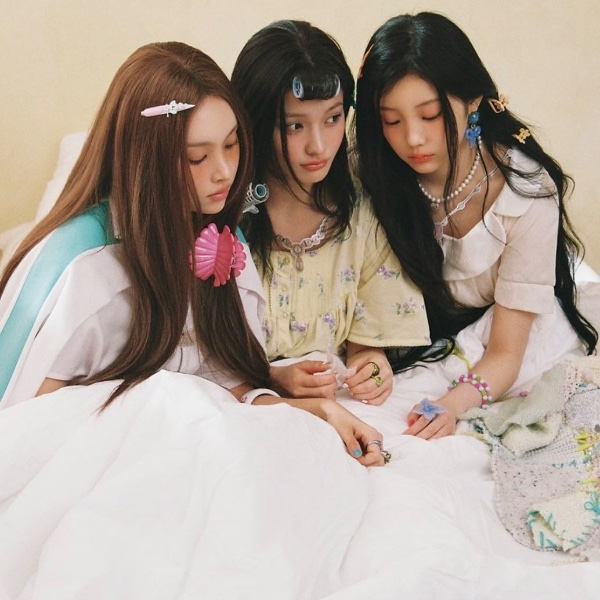 yunah+wonhee+iroha