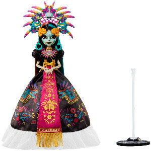 Skelita Howliday