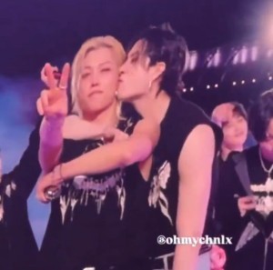 i like it cheek kiss