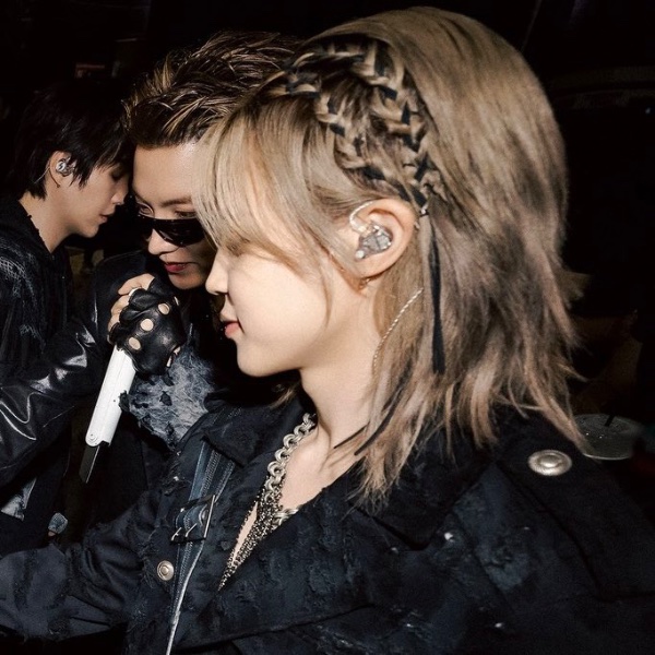 side braids w/ ribbons