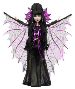 Skullector Elvira Mistress of the Dark (SDCC)
