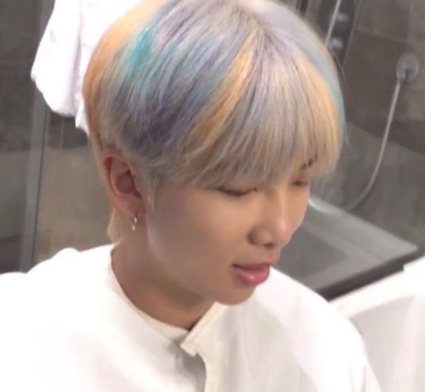 pastel rainbow
