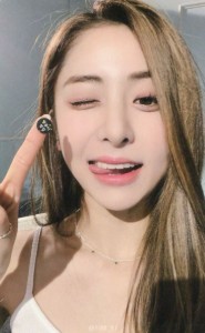 yunjin (weverse pob ver.)
