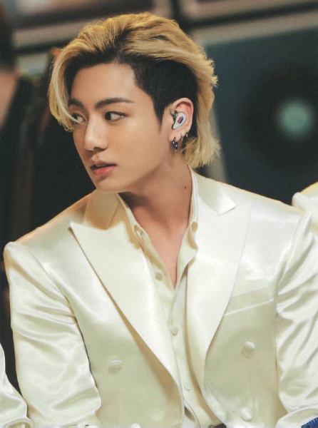 blonde mullet