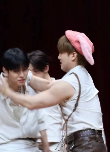 at this point them kissing on cam wouldnt surprise me