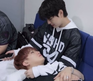 homeboy’s lap is the best