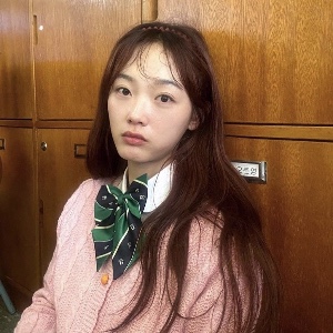 nayeon - aouad