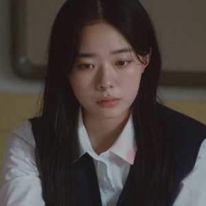 yoonseo - night has come