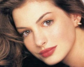 Anne Hathaway
