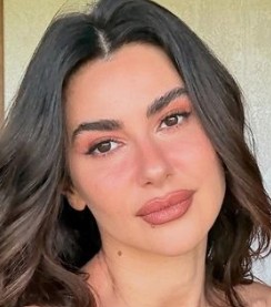 Nesrin Cavadzade