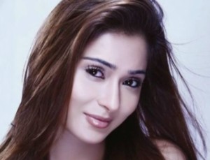 Sara Khan