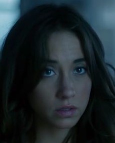 Stella Maeve