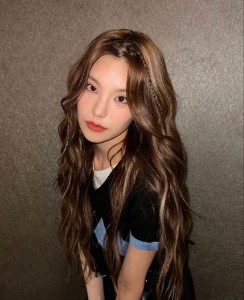Long wavy brown